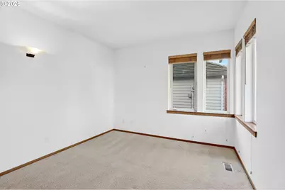 1615 NW Gregory Dr, Vancouver, WA 98665 - Photo 32