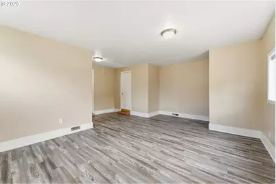 303 Dehaven St, Milton-Freewater, OR 97862 - Photo 34