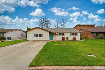 303 Dehaven St, Milton-Freewater, OR 97862 - Photo 2