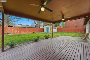 303 De Haven St, Milton-Freewater, OR 97862 - Photo 12