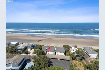 2335 NW Inlet Ave #7, Lincoln City, OR 97367 - Photo 1