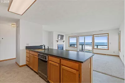 2335 NW Inlet Ave #7, Lincoln City, OR 97367 - Photo 10