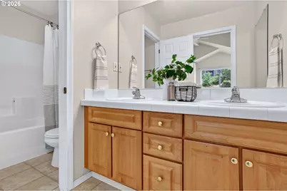 20452 Hoodview Ave, West Linn, OR 97068 - Photo 16