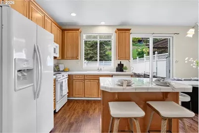 20452 Hoodview Ave, West Linn, OR 97068 - Photo 12