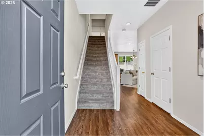 20452 Hoodview Ave, West Linn, OR 97068 - Photo 6