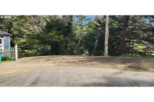 94239 Terrace Garden Way, Gold Beach, OR 97444 - Photo 2