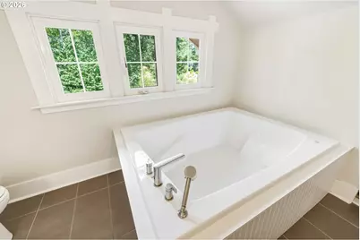 1154 Park Ave, Coos Bay, OR 97420 - Photo 32