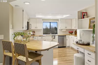 2412 NE 154th Cir, Vancouver, WA 98686 - Photo 6