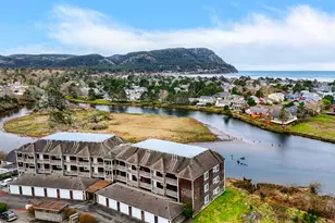 1108 S Holladay Dr, Seaside, OR 97138 - Photo 2