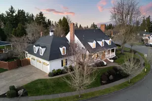 19865 Bellevue Way, West Linn, OR 97068 - Photo 2