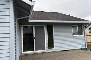 266 SE 10th Ave, Canby, OR 97013 - Photo 8