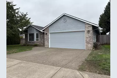 266 SE 10th Ave, Canby, OR 97013 - Photo 4