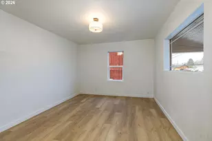 415 N 9th St, Saint Helens, OR 97051 - Photo 4