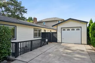 3407 SE Steele St, Portland, OR 97202 - Photo 6