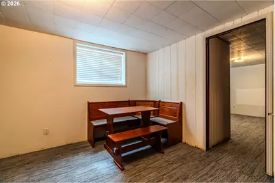 16005 SE Taggart St, Portland, OR 97236 - Photo 28