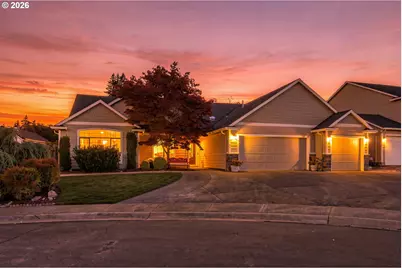 2105 N M Ct, Washougal, WA 98671 - Photo 2