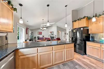 2105 N M Ct, Washougal, WA 98671 - Photo 16