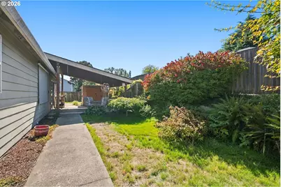 2105 N M Ct, Washougal, WA 98671 - Photo 36