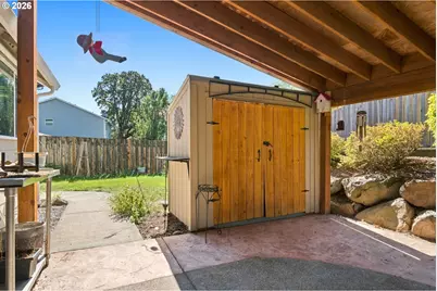 2105 N M Ct, Washougal, WA 98671 - Photo 30