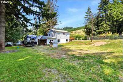8525 Lewis River Rd, Ariel, WA 98603 - Photo 16