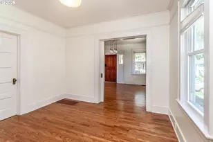 1230 SE 32nd Pl, Portland, OR 97214 - Photo 8