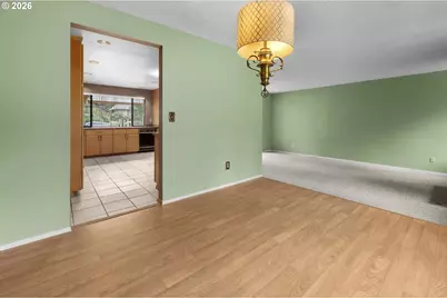 7245 SW Leslie St, Portland, OR 97223 - Photo 14