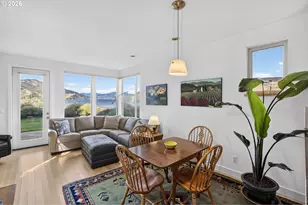 27 Mosier Creek Pl, Mosier, OR 97040 - Photo 12