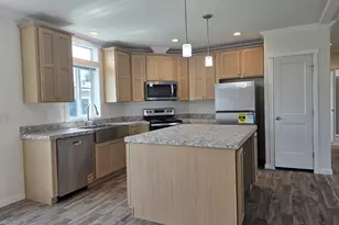 8204 SE Poppy St, Milwaukie, OR 97267 - Photo 8