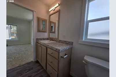 8204 SE Poppy St, Milwaukie, OR 97267 - Photo 14