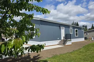 8204 SE Poppy St, Milwaukie, OR 97267 - Photo 2