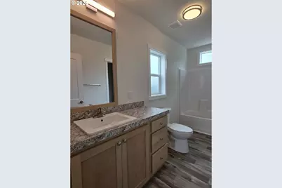 8204 SE Poppy St, Milwaukie, OR 97267 - Photo 18