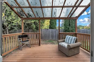 2848 SE Lonny Ct, Hillsboro, OR 97123 - Photo 24
