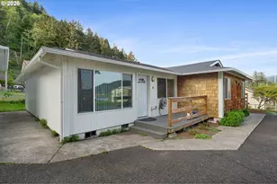 1109 Acacia Ave, Garibaldi, OR 97118 - Photo 2