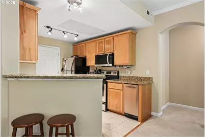 810 Springtree Ln, West Linn, OR 97068 - Photo 6