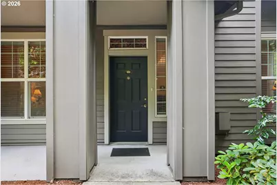 810 Springtree Ln, West Linn, OR 97068 - Photo 2