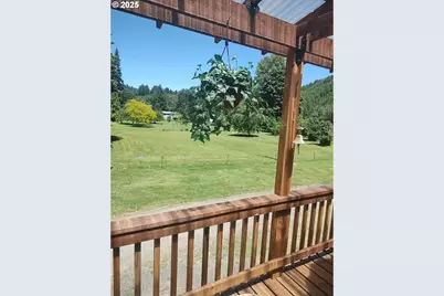 34376 State Highway 38, Scottsburg, OR 97473 - Photo 10