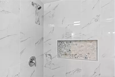 306 Broadway St, Springfield, OR 97477 - Photo 14