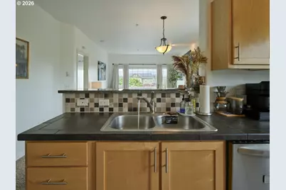 11735 NW Winter Park Ter #402, Portland, OR 97229 - Photo 10