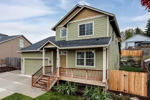 35671 Elk Meadows Dr, Saint Helens, OR 97051 - Photo 2