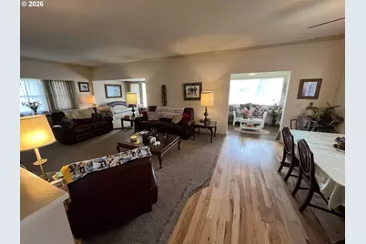 476 N Koa Ave, Burns, OR 97720 - Photo 4