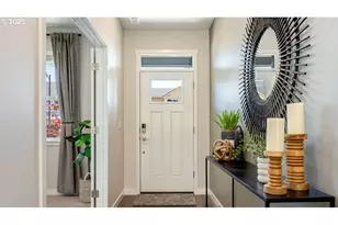 9371 SE Crystal Rose St, Happy Valley, OR 97086 - Photo 2