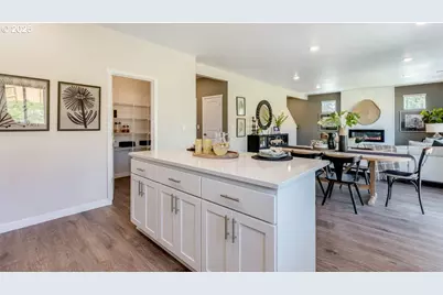 9371 SE Crystal Rose St, Happy Valley, OR 97086 - Photo 10