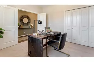 9371 SE Crystal Rose St, Happy Valley, OR 97086 - Photo 4