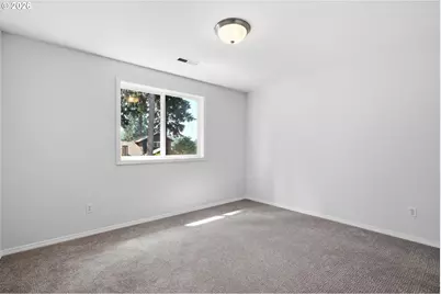 9915 NE 69th St, Vancouver, WA 98662 - Photo 16