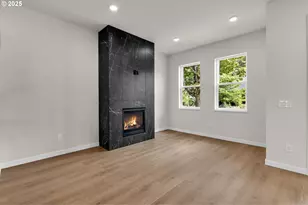 8413 N Gloucester Ave, Portland, OR 97203 - Photo 4