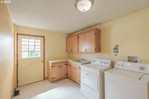 1100 NW Dixon St, Corvallis, OR 97330 - Photo 16