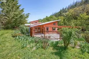 1848 Anderson Creek Rd, Talent, OR 97540 - Photo 40