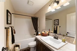 5123 E Longest Dr, Newberg, OR 97132 - Photo 26