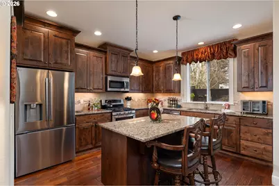 5123 E Longest Dr, Newberg, OR 97132 - Photo 10