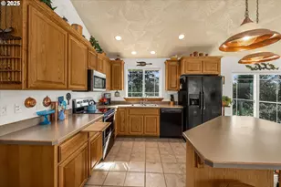 350 Hill Ct, Yachats, OR 97498 - Photo 14